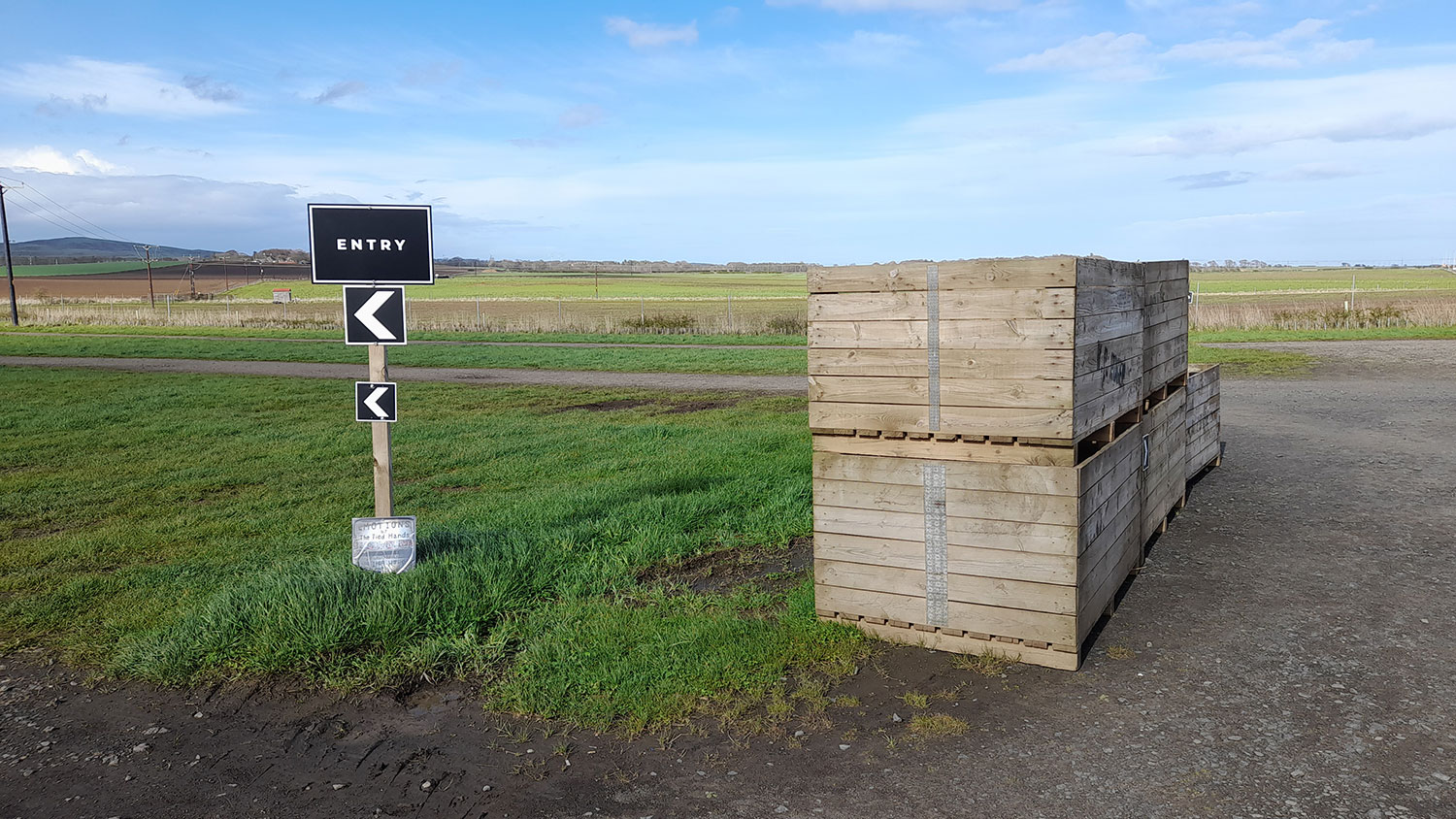 crates adn sign