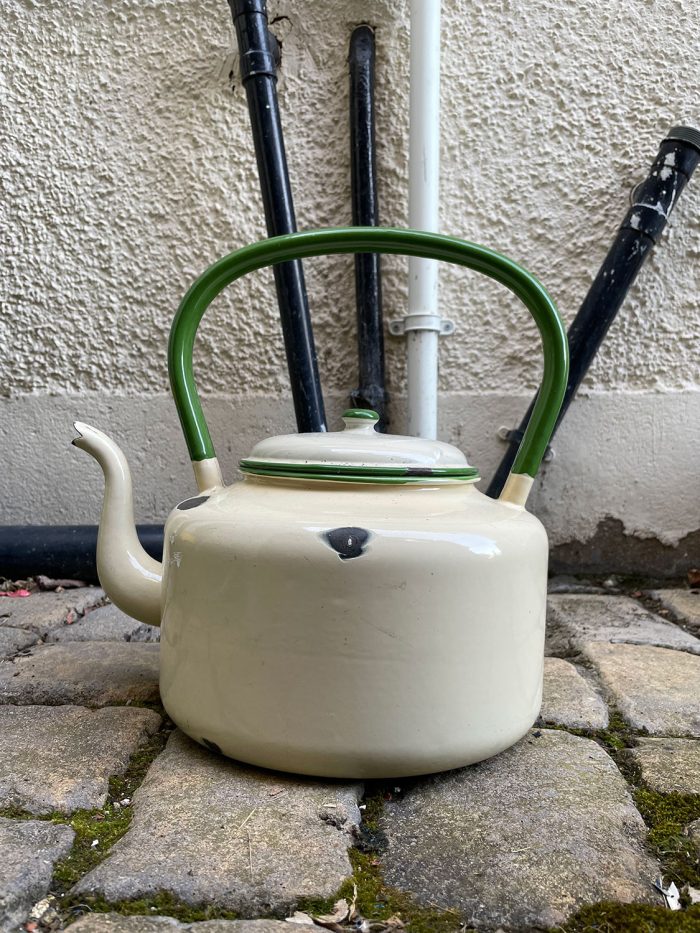 This Is The Kettle