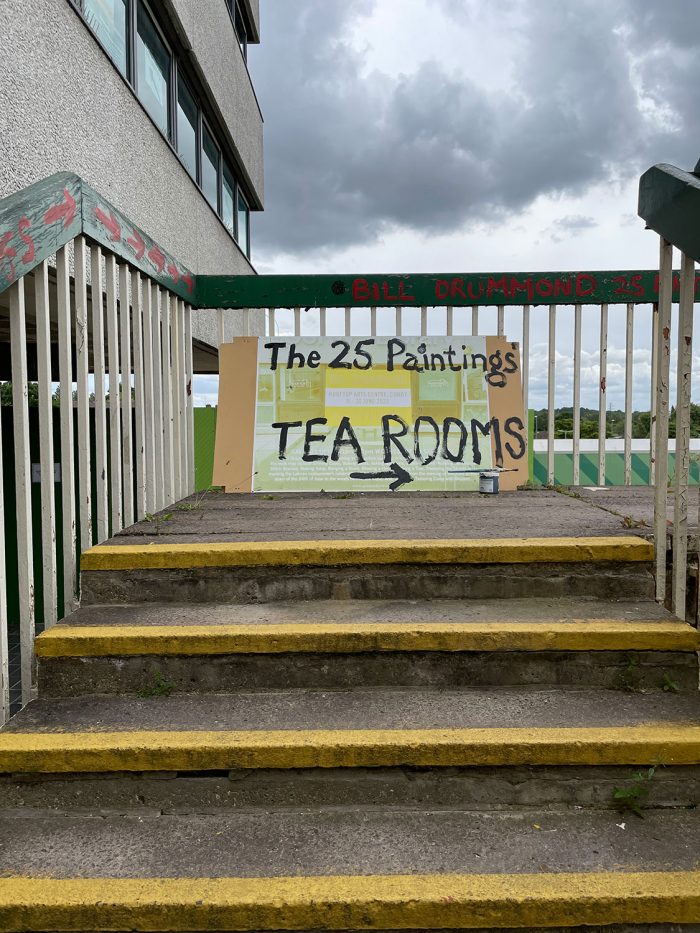 sign to Tea Rooms